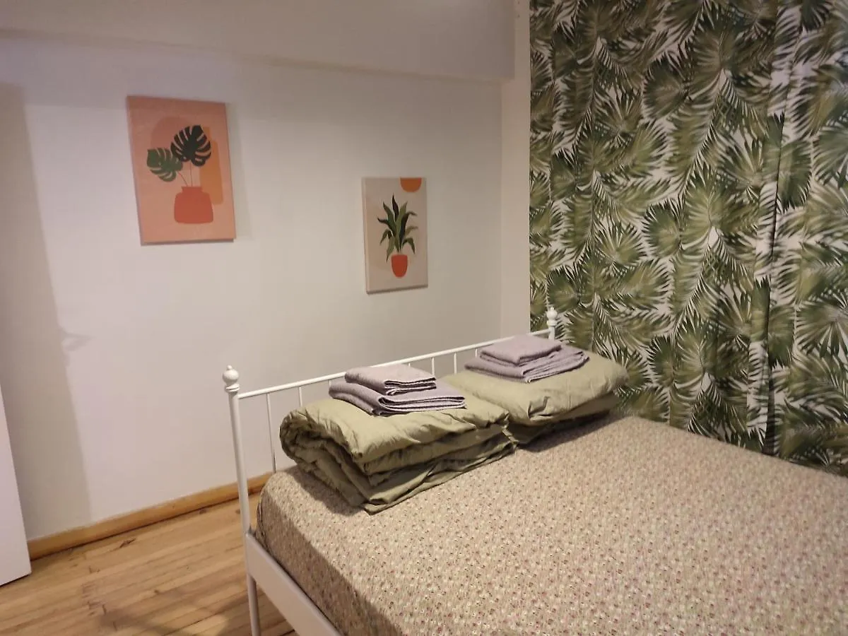 Kunterbunt Istanbul Apartment