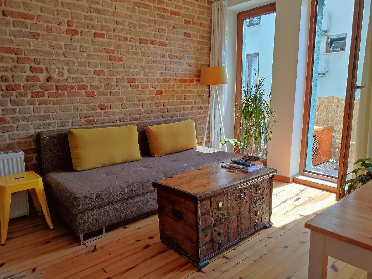 Kunterbunt Istanbul Apartment